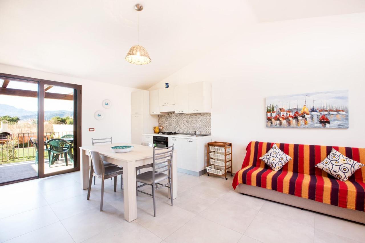 アルバタクス Villino Enzo 350 Mt Baia Di Porto Frailisヴィラ 部屋 写真
