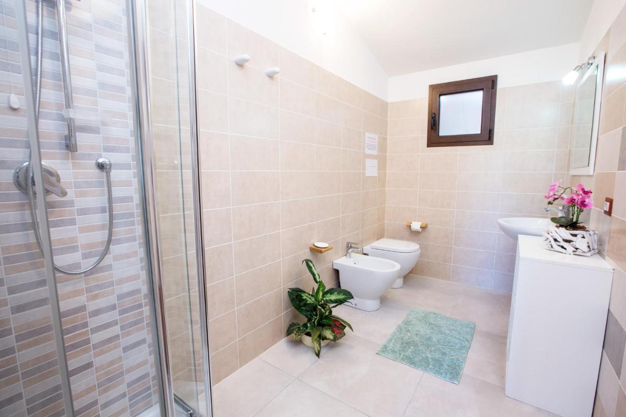 アルバタクス Villino Enzo 350 Mt Baia Di Porto Frailisヴィラ 部屋 写真